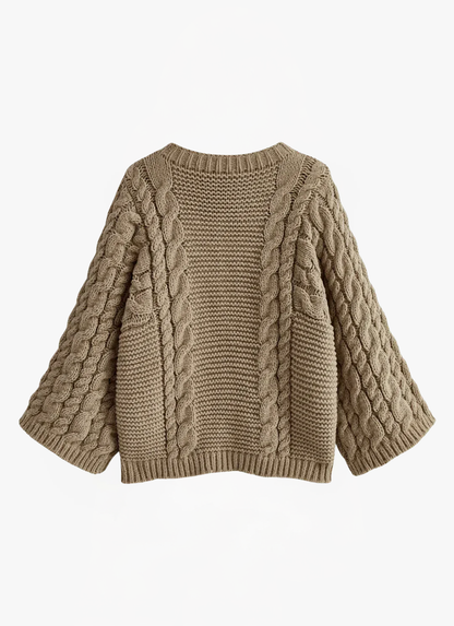 Lea Bergen™ | Genser med Rund Hals i Kabelstrikk