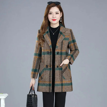 DOROTHY | LANG RUTET KÅPE BLAZER