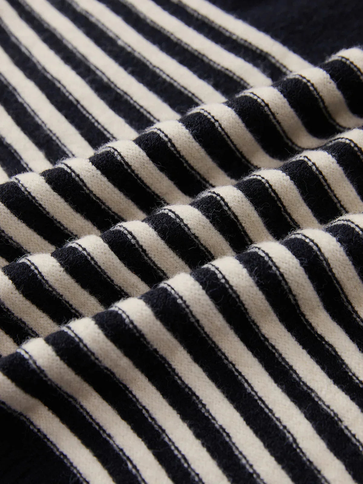Lea Bergen™  | Stripete genser Bold Chic Crosswalk