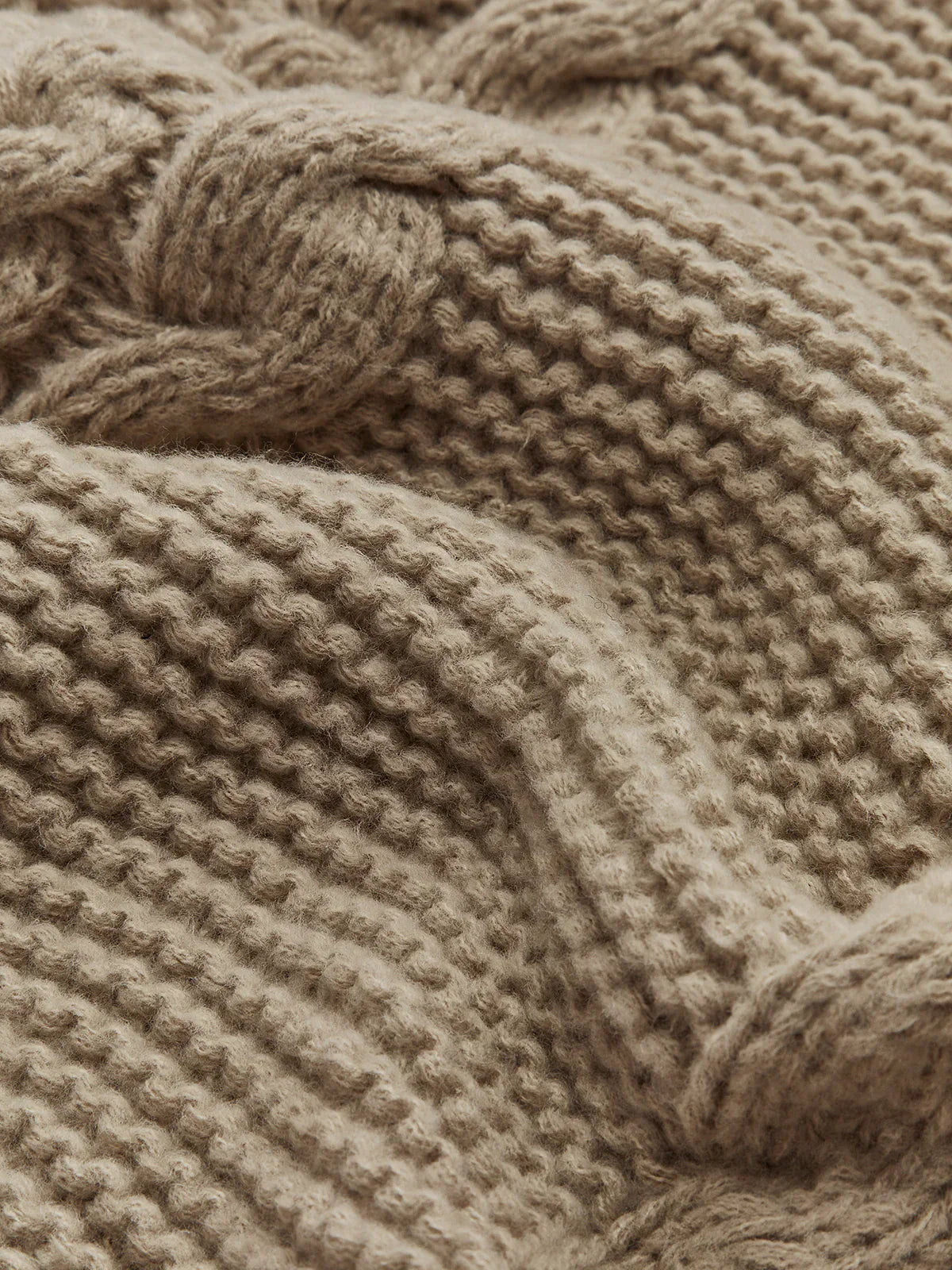 Lea Bergen™ | Genser med Rund Hals i Kabelstrikk