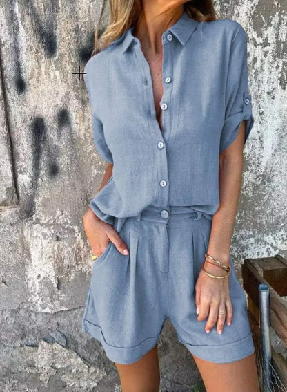 Lea Bergen™ | Knappeskjorte og shorts